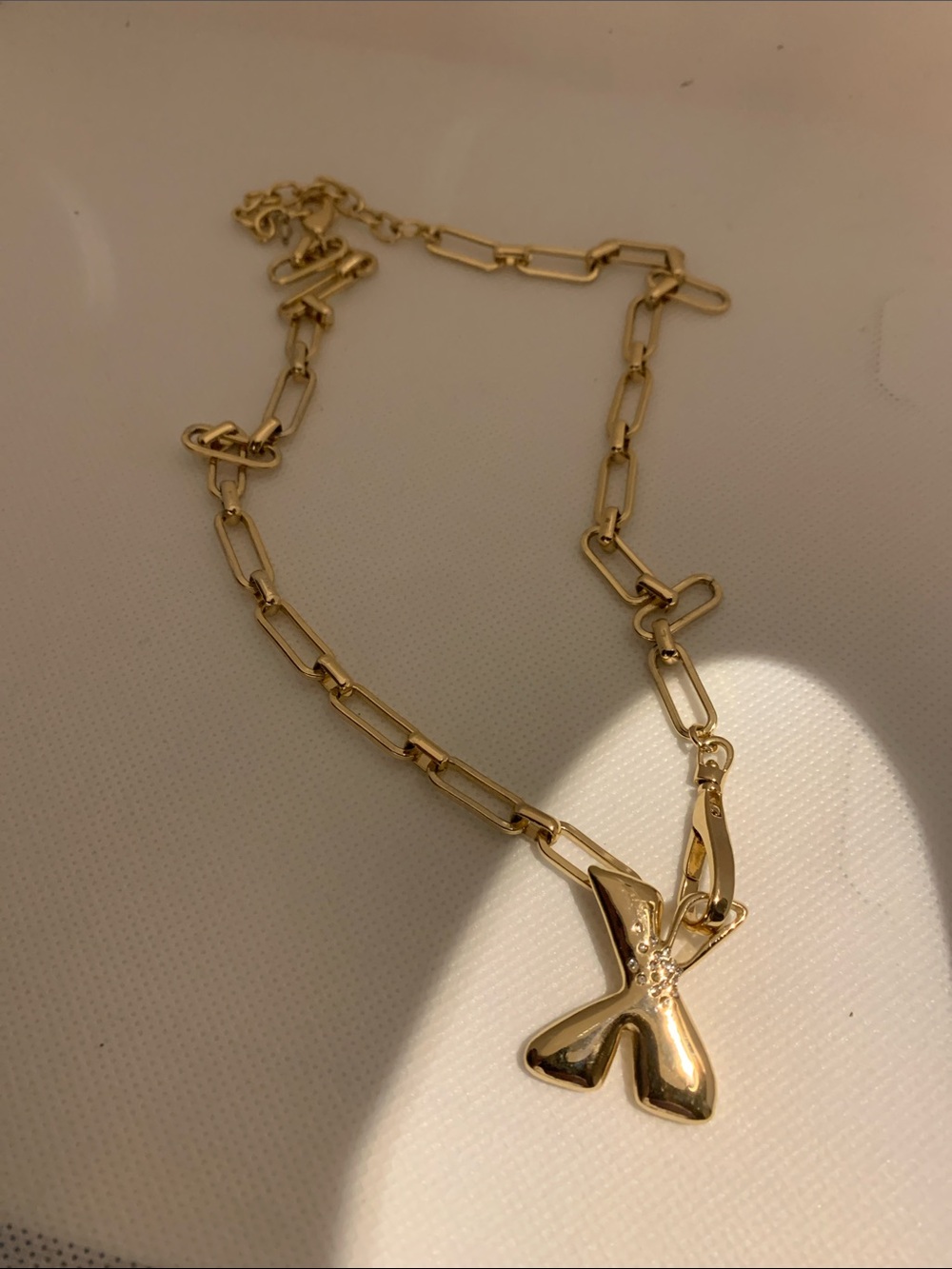 Anthropologie “X is for HUG” Gold Tone Pendant Link Necklace -